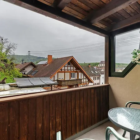 Maisonette Mit 90qm Apartment *