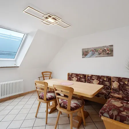 Maisonette Mit 90qm